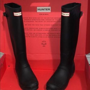 HUNTER BOOTS WITH SOCKS